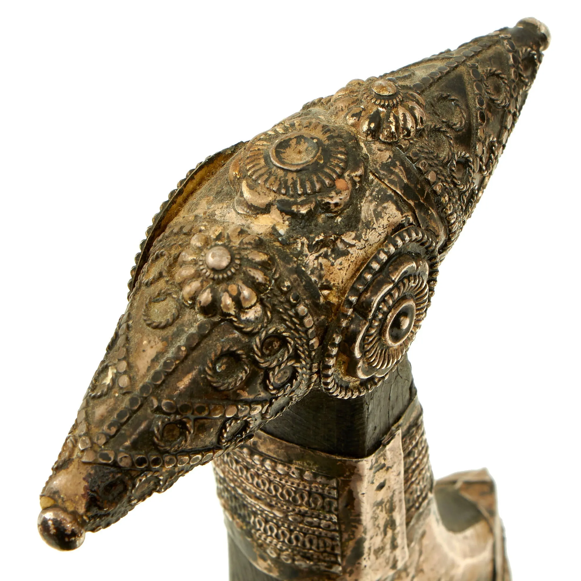 Original 19th Century Arabian Jambiya Dagger with Heavily Silver Decorated Scabbard & Hilt